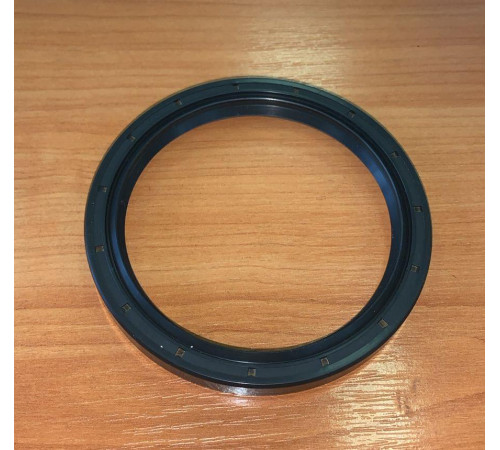 Сальник коленвала передний HANOMAG D900 (2998590M2)