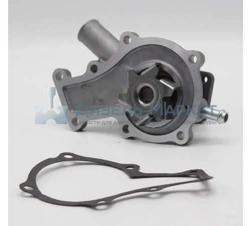 Насос водяной Kubota D722 15881-73030