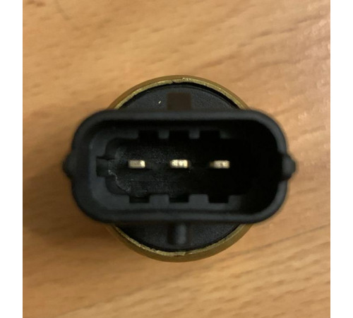 Датчик Давления Масла Deutz 2522 (04215774)